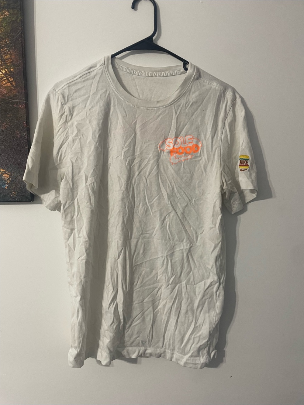 Nike White sole Food Short Sleeve Tee-Shirt size L